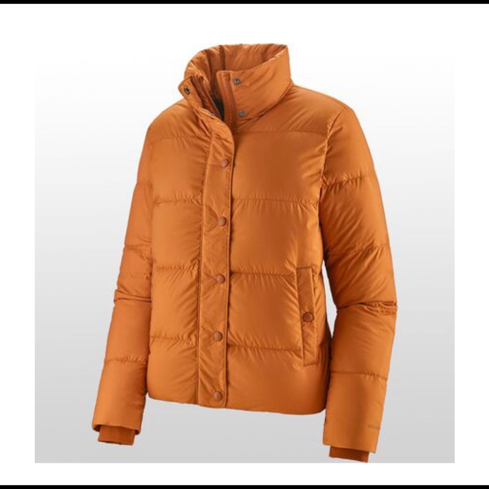 Women’s Patagonia Silent Jacket Orange Medium